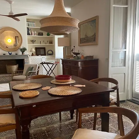 Casa Perdigiournu, Calmo E Luminoso Nel Centro Storico Carloforte (Isola di San Pietro)