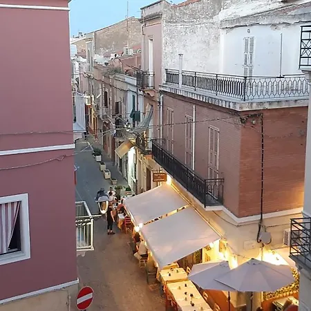 Casa Perdigiournu, Calmo E Luminoso Nel Centro Storico